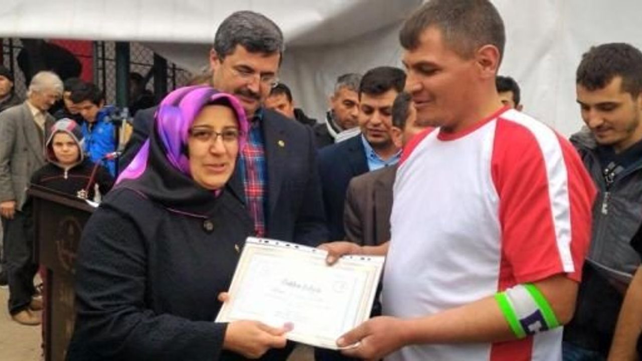 Özkal: “Her zaman sporun ve sporcunun yanındayız”