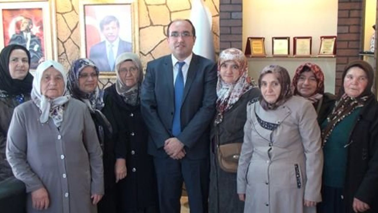 SANDIKLI ÇAKIR MAHALLESİNDEN BAŞKAN ÇÖL'E ZİYARET