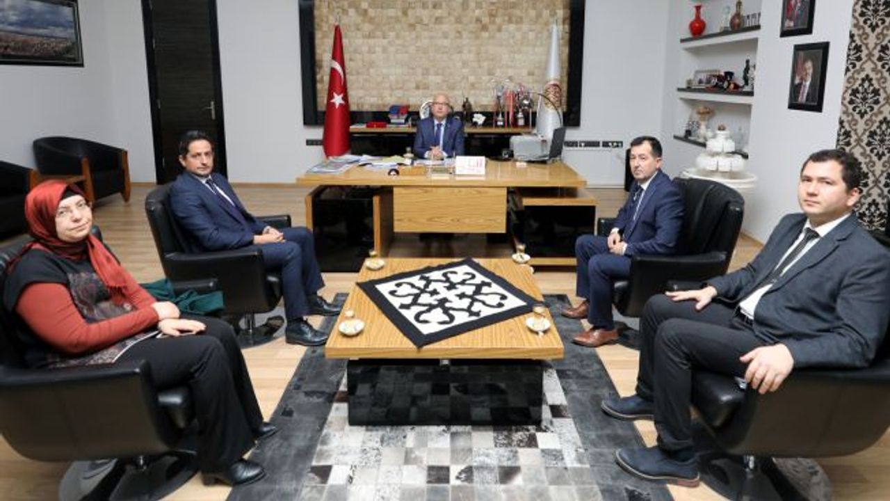 Devlet Hastanesi Başhekimi ve yöneticilerinden ziyaret