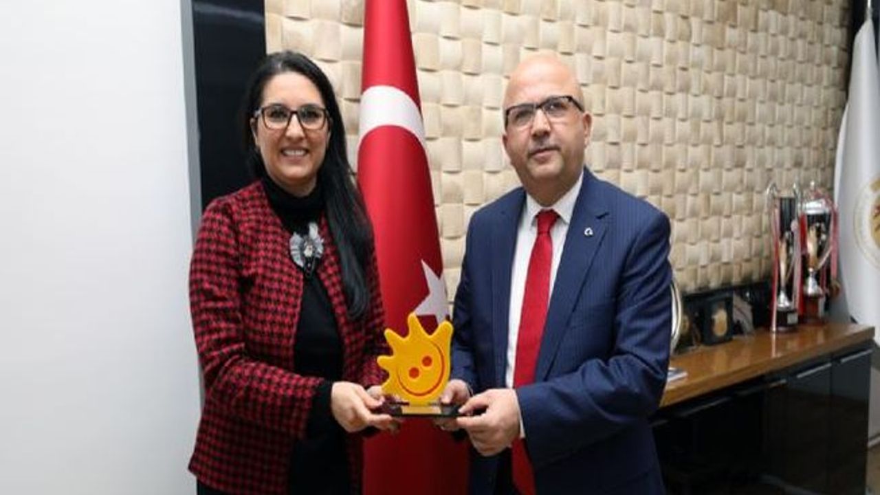 İşitme engelli çocuklar için 'ses getirecek' proje