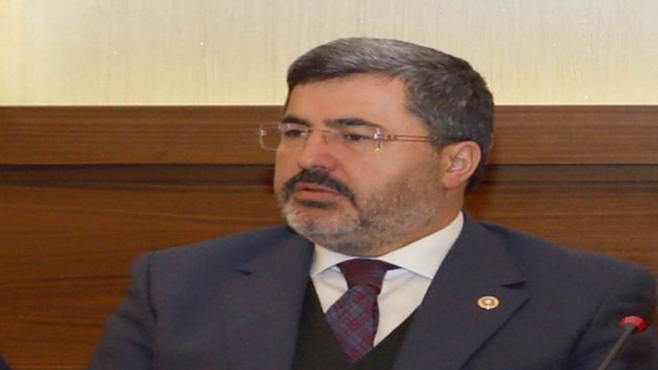 Özkaya, FETÖ ile sürdürülen mücadelenin hukuk raporunu açıkladı