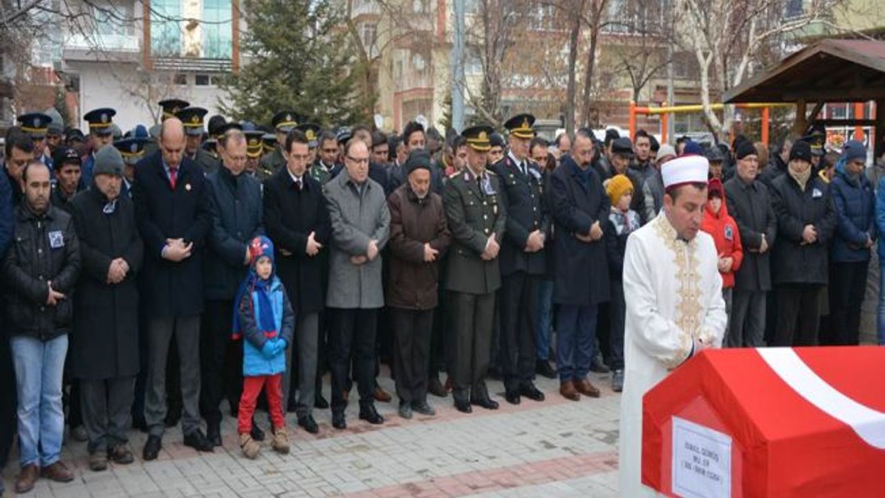 Tedavisi esnasında hayatını kaybeden Muh.Er Gümüş son yolculuğuna uğurlandı