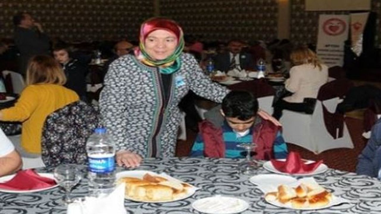 Eski Valimiz Aziz Yıldırım’ın eşi hayatını kaybetti