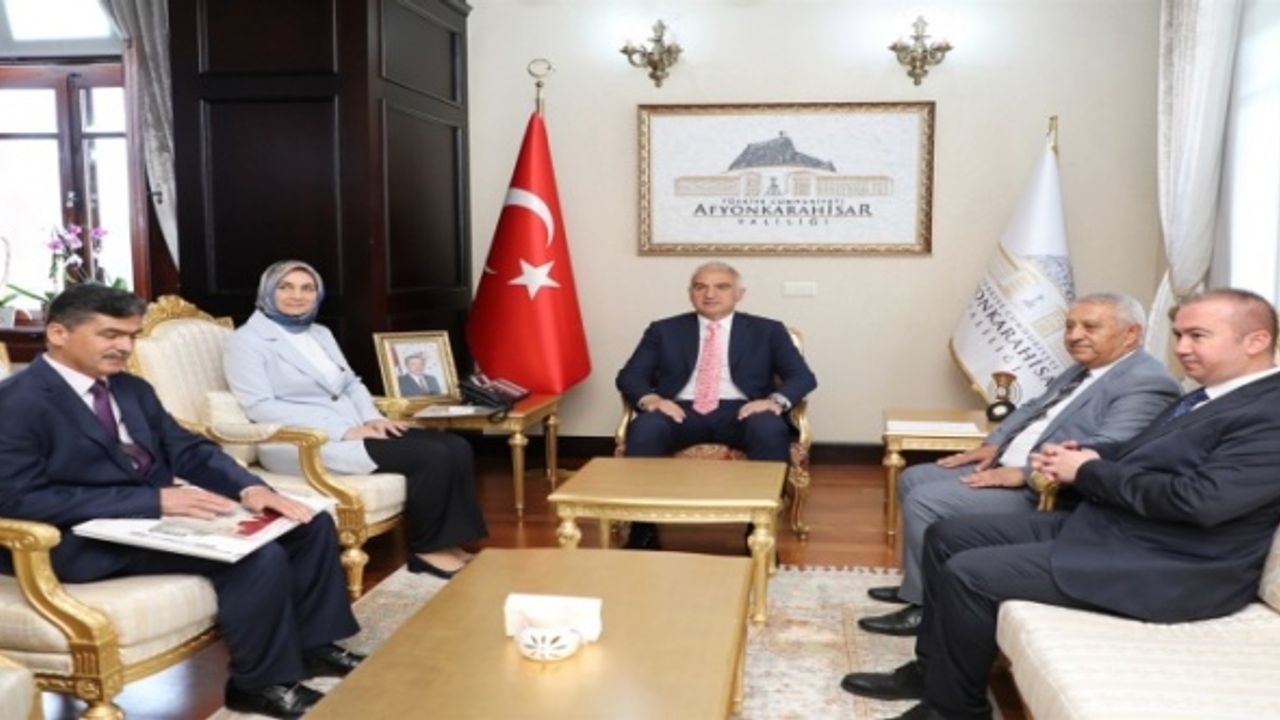 Kültür ve Turizm Bakanı Mehmet Nuri Ersoy, Vali Yiğitbaşı’nı Makamında Ziyaret Etti