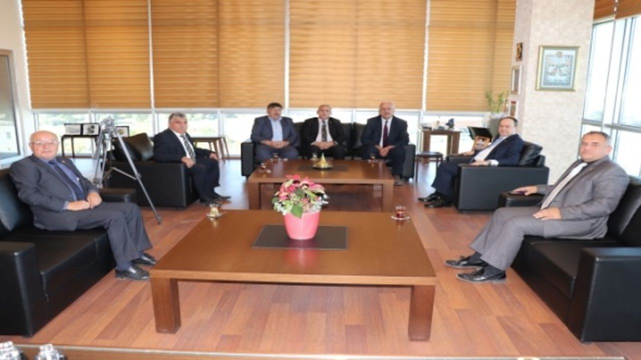 İGM MHP Grubu, Serteser’i Ziyaret Etti