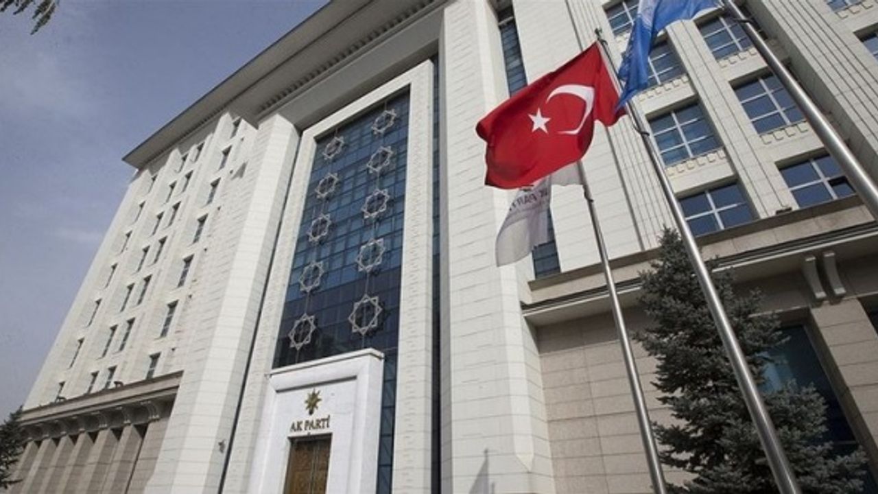 AK Parti’de adaylık başvuru süreleri uzatıldı
