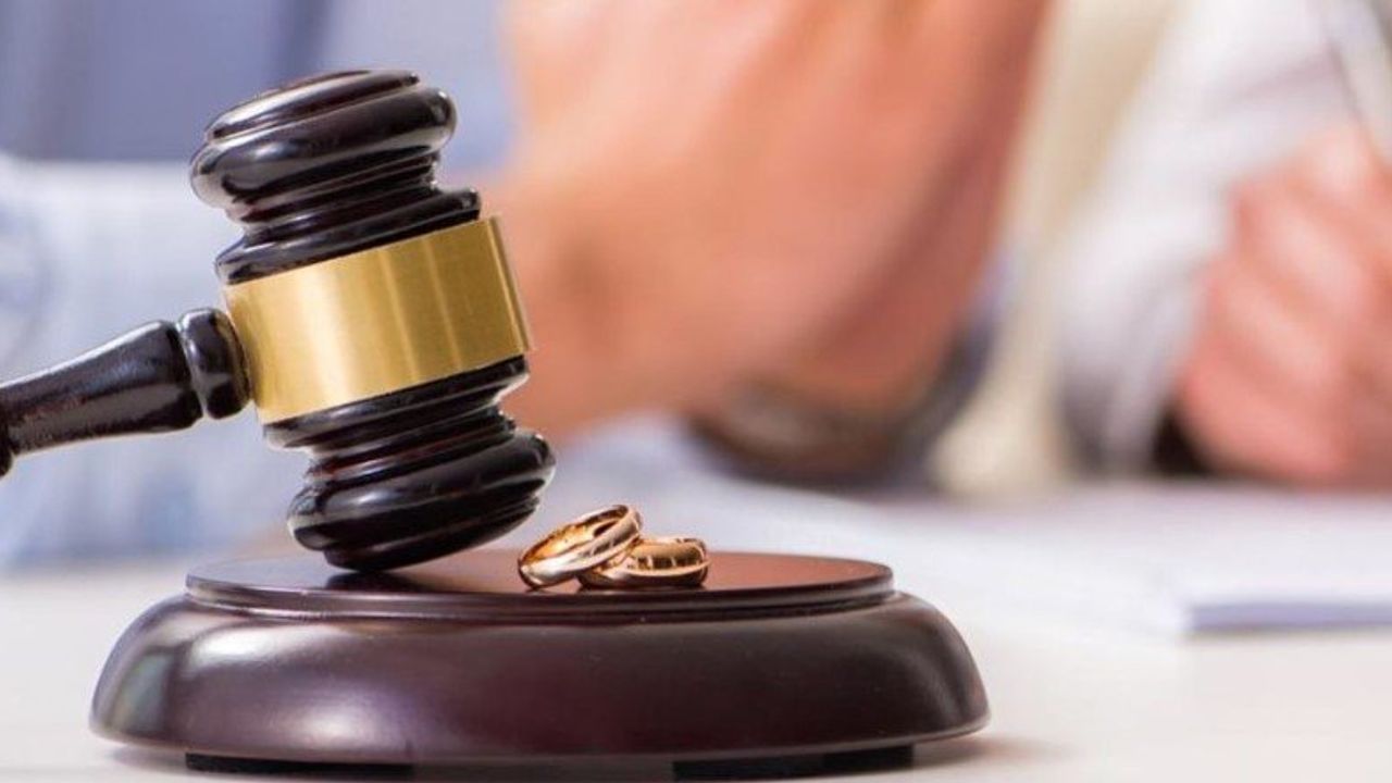 Boşanma Avukatının Rolü: Hukuki Destek ve Duygusal Süreçte Rehberlik