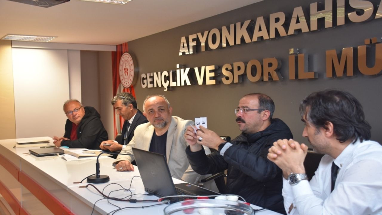 Türkiye Voleybol Yıldız Erkekler Yarı Final Müsabakaları Afyonkarahisar'da