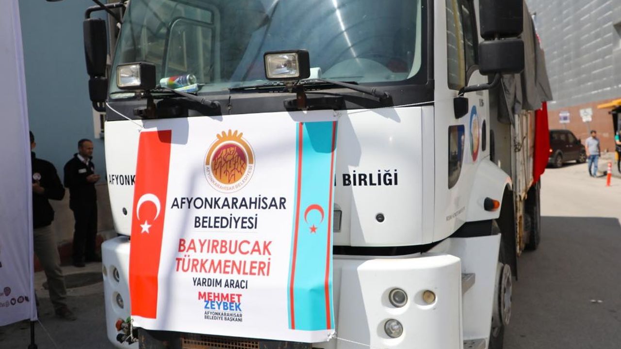 Türkmenlere yardım kamyonu