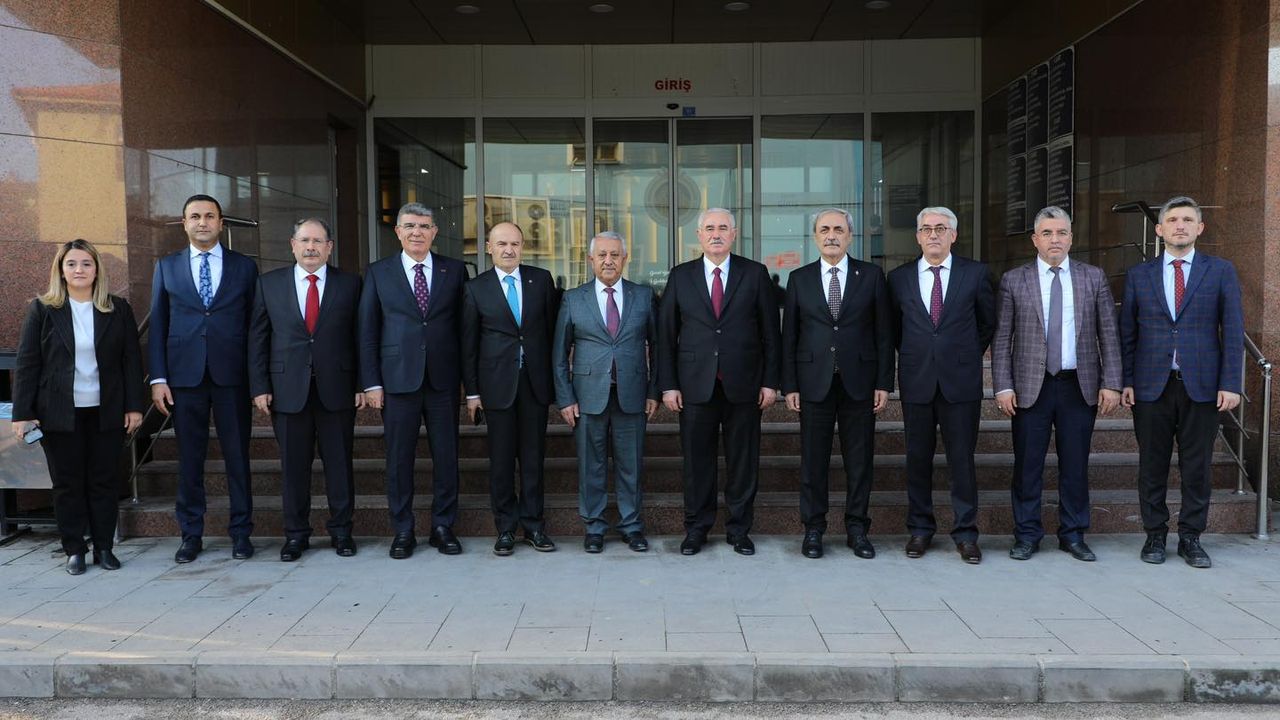 Yargıtay Başkanı Akarca'dan Başkan Zeybek'e ziyaret