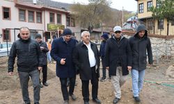 Zeybek Başkan Türkiye'nin İlki Gastronomi Sokağı Çalışmalarını İnceledi
