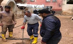 Emirdağ Belediyesi Sel Felaketinin Etkili Olduğu Şanlıurfa'ya Ekip ve Araç Gönderdi