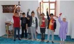 ‘Cami Market’ ve oyun salonuyla çocuklar camiye ve namaza teşvik ediliyor