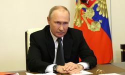 Putin: "Ya kontrat imzalayacaklar ya da Belarus'a gidecekler"