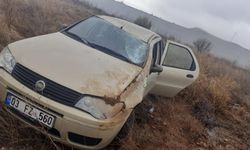 Afyonkarahisar'da Feci Kaza: İki Yaralı