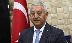 Başkan Zeybek: ‘İstiklal Marşı, Milletimizin Bağımsızlık ve Kahramanlık Destanıdır!’