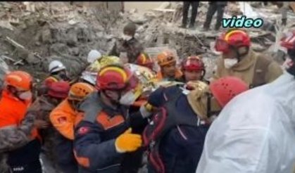 AFAD Afyonkarahisar ekibi afet bölgesinde çalışmalarını sürdürüyor