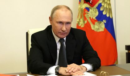 Putin: "Ya kontrat imzalayacaklar ya da Belarus'a gidecekler"