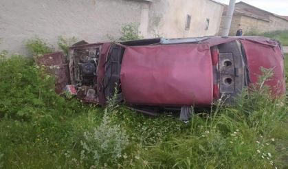 İhsaniye ilçesinde meydana gelen trafik kazasında 6 kişi yaralandı.