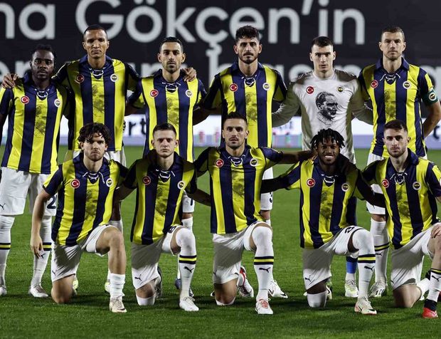 Derbi Öncesi Dev Rekabet: Beşiktaş ve Fenerbahçe'nin Milyarlık Takım Değerleri!