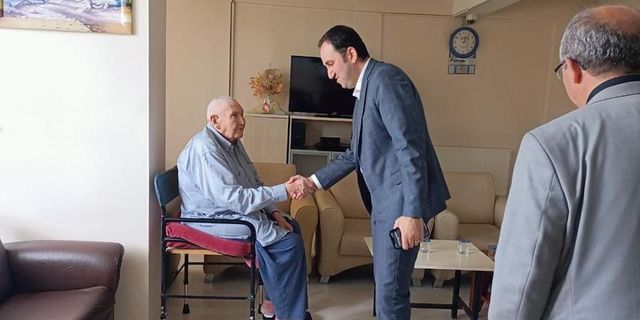 Kaymakam Bolat yaşlıları unutmadı