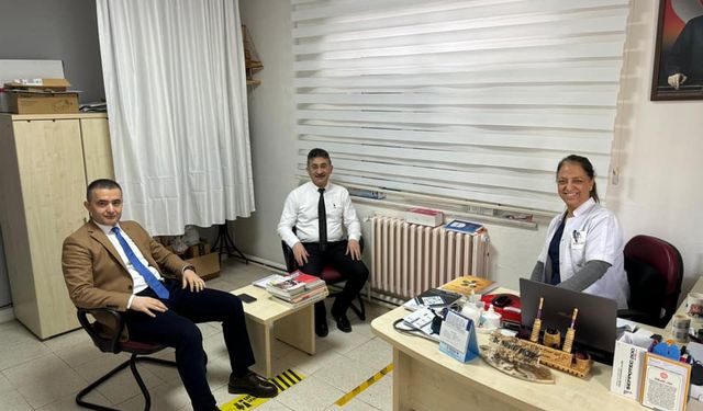 Kaymakam Osman Bilici, Emirdağ'da Sağlık Çalışanlarını Ziyaret Etti