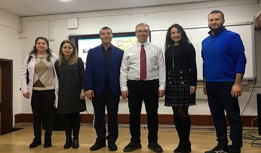 Prof.Dr.Yenilmez, Abdurrahim Mısri Ortaokulunda Öğrencilerle Buluştu