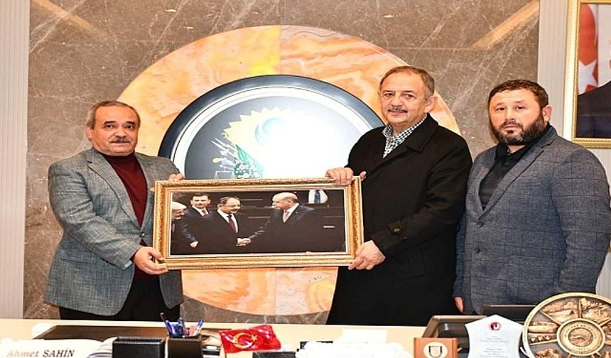AK Parti Genel Başkan Yardımcısı Mehmet Özhaseki, İscehisar’ı Ziyaret Etti