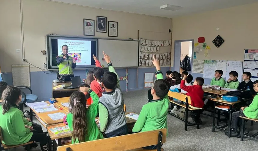 Emirdağ'da Minikler Trafik Eğitiminde!